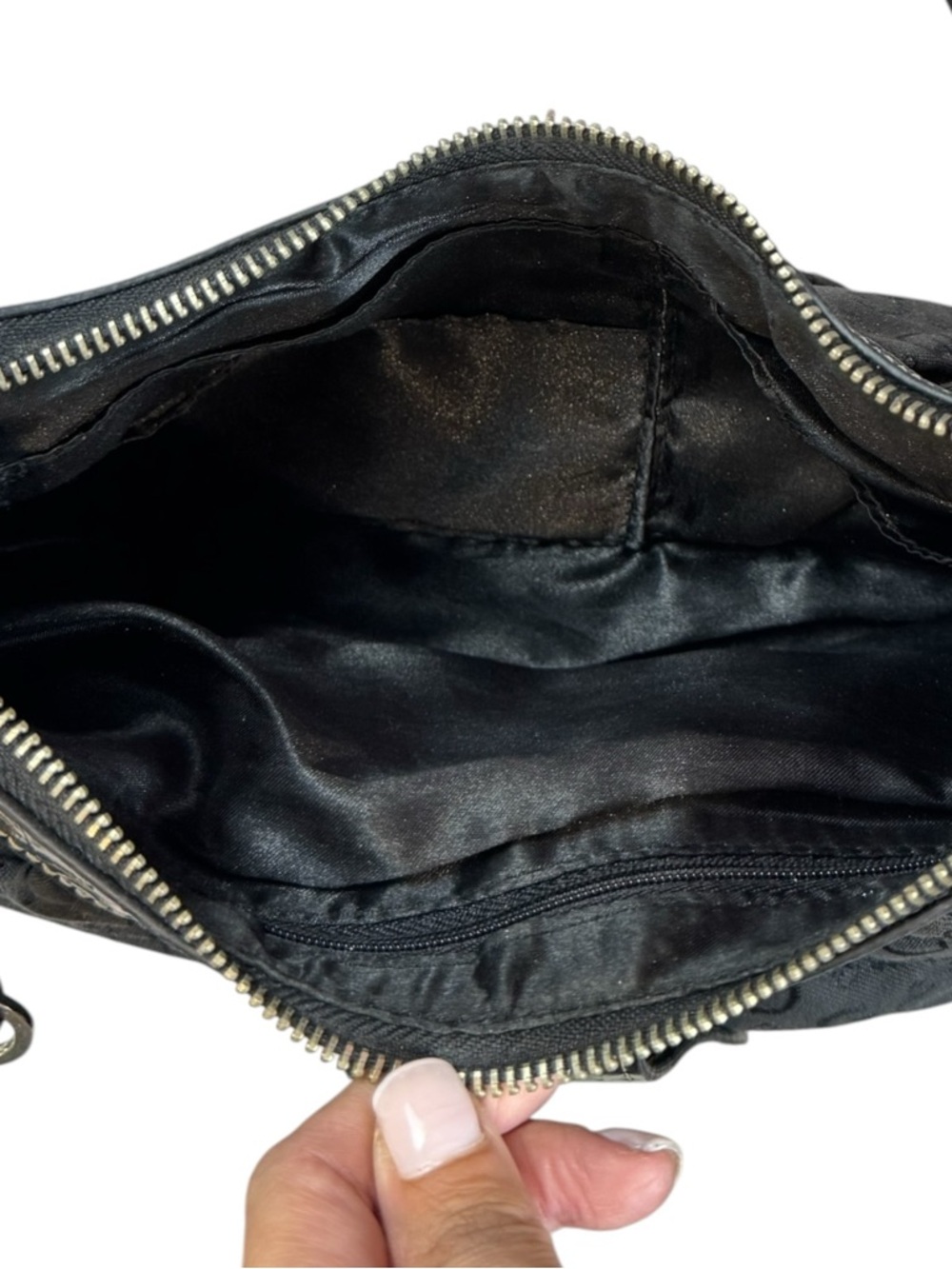 Guess Vintage Y2K Black Monogram Buckle Shoulder Bag - Picture 12 of 16